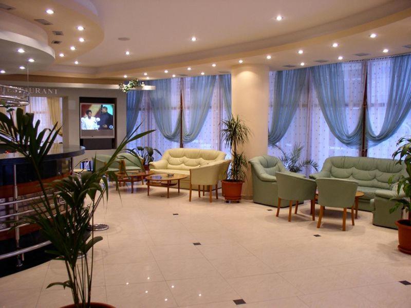 Rex Hotel ทูลเซีย ภายนอก รูปภาพ