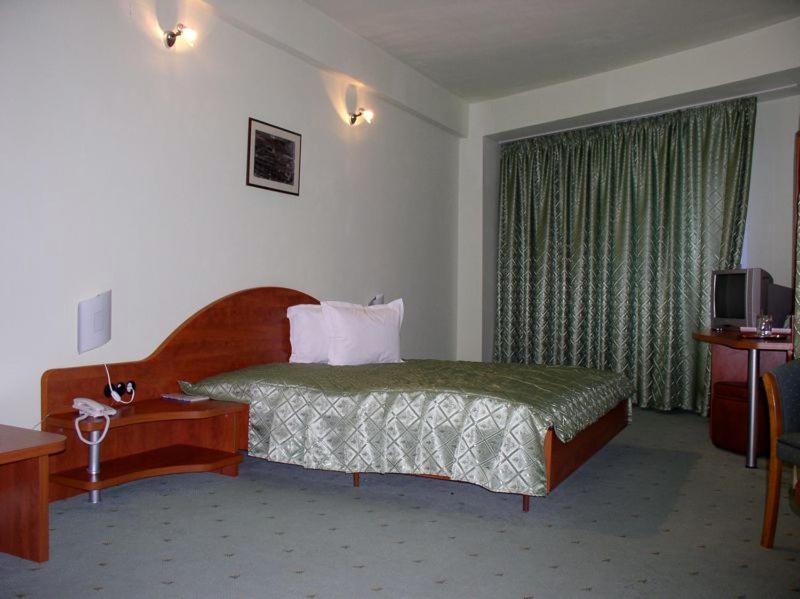 Rex Hotel ทูลเซีย ภายนอก รูปภาพ